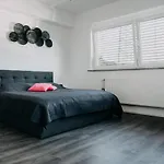 アパート Lora & Lana *