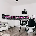 Lora & Lana * リュブリャナ