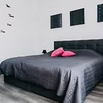 アパート Lora & Lana