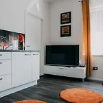 アパート Lora & Lana