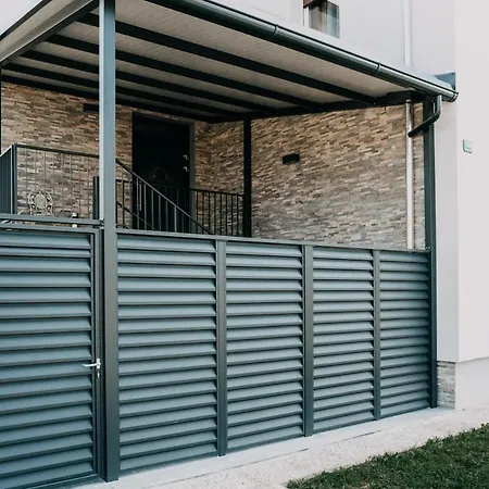 Lora & Lana Appartement