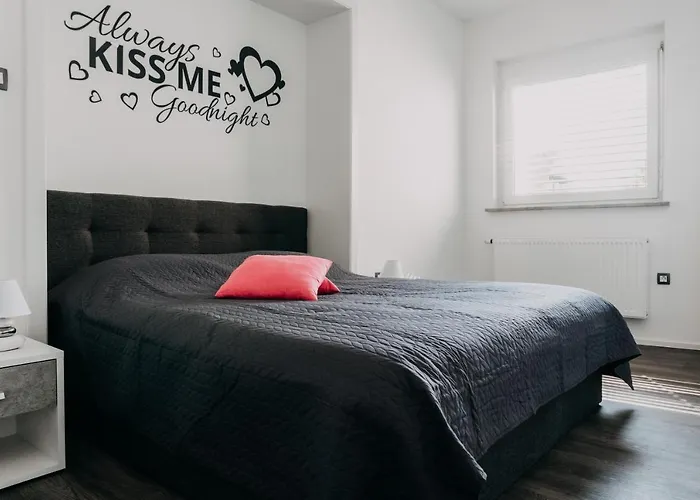 Lora & Lana Appartement *