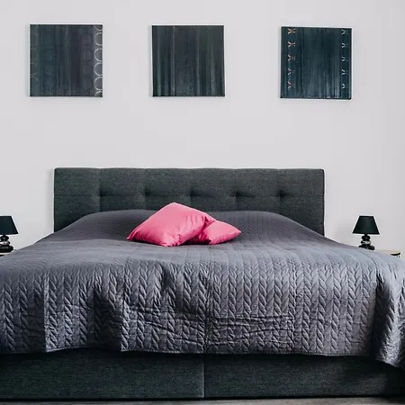 Lora & Lana Apartmán