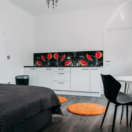 Lora & Lana * Lublaň