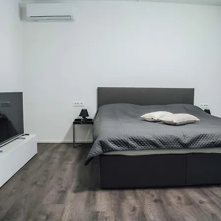 Lora & Lana * Lublaň