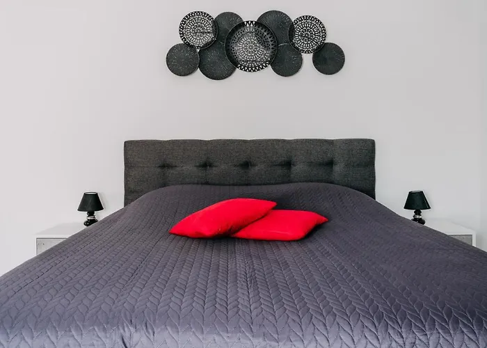 Lora & Lana Apartman