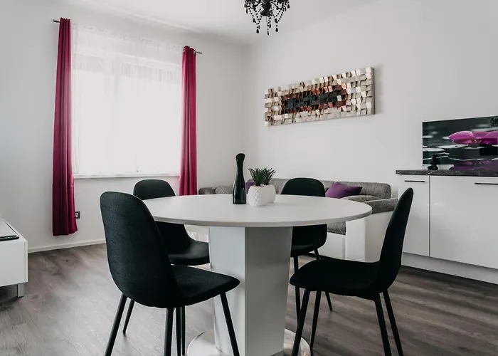 Apartman Lora & Lana