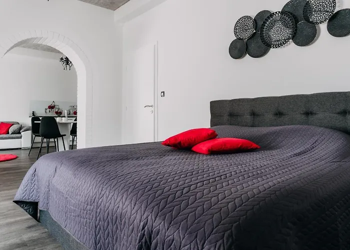 Lora & Lana Apartman Ljubljana