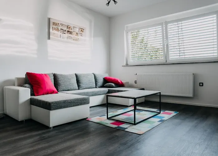 Lora & Lana * לובליאנה